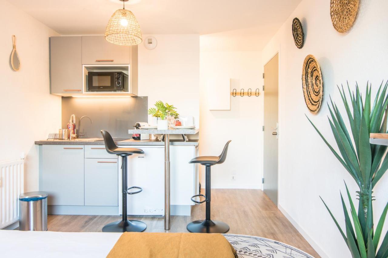 Tram - L'Absolu Apartment Страсбург Екстериор снимка
