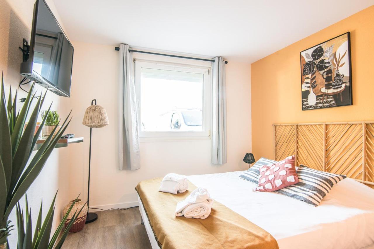 Tram - L'Absolu Apartment Страсбург Екстериор снимка